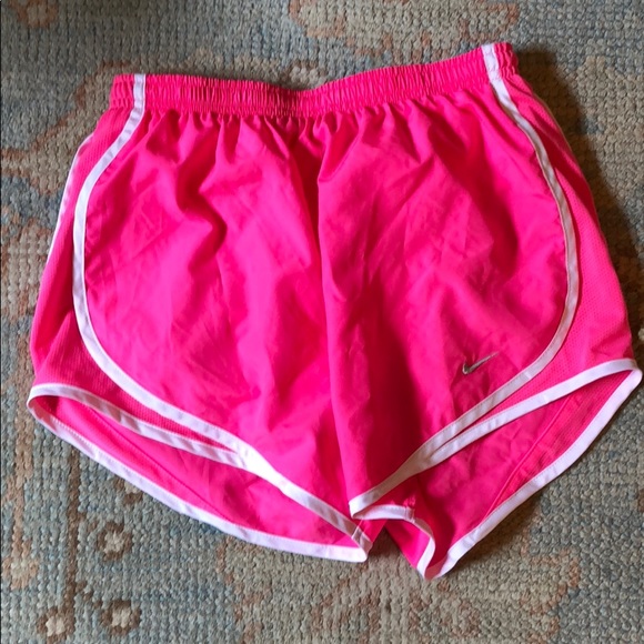 Nike running shorts - Picture 1 of 1